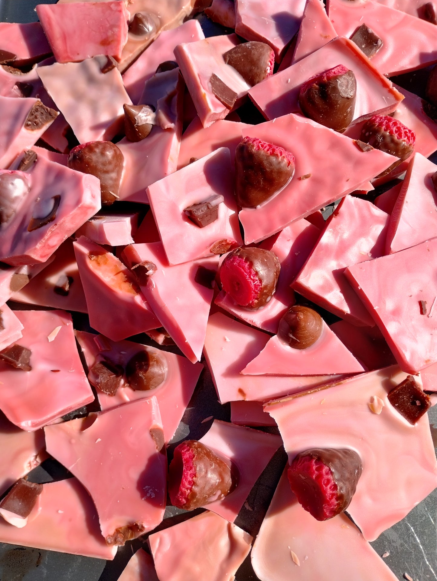 Chocolate Covered Strawberry Wax Melt Brittle